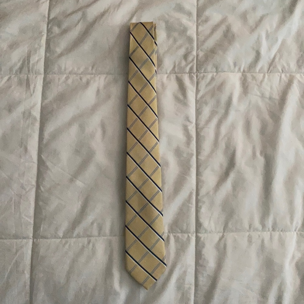 Tie Bar Tie